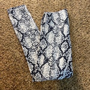 High Waist Leggings Size Medium